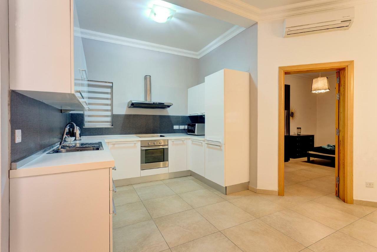 Gorgeous Apartment With Terrace In Fort Cambridge, Pool Sliema Exterior photo