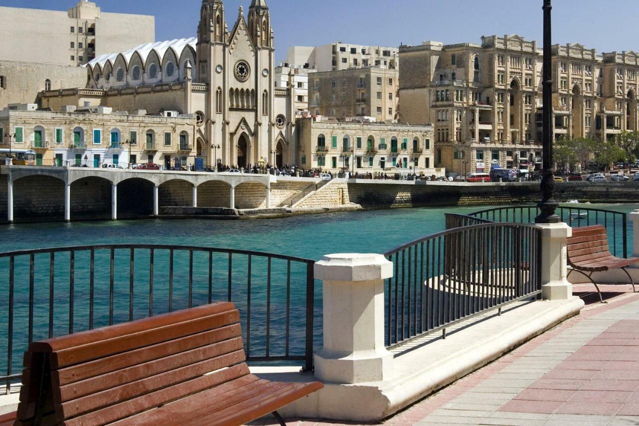 Gorgeous Apartment With Terrace In Fort Cambridge, Pool Sliema Exterior photo